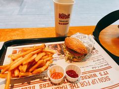 -The Habit Burger Grill 哈比特汉堡(复兴soho店)