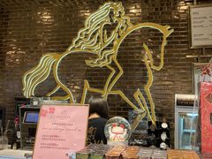 面包甜点陈列柜-GODIVA(国际金融中心店)