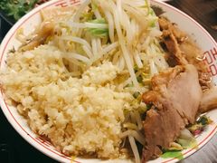 二郎系拉面-拉面莊夢語＆中华料理八椿