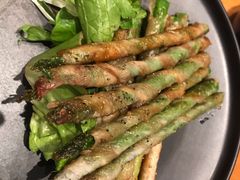 五花肉芦笋卷-hallch 好吃餐厅(全运村中央广场店)