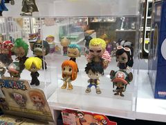 -泡泡玛特POPMART(蓝色港湾店)