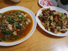 -茅屋大酒店