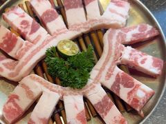 -草家酱蟹炭火烤肉店(珲春南路二店)