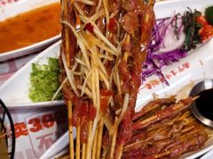 -威记烧嘢·南宁烧烤·超级生牛(绿地店)