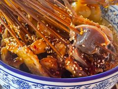 -大众跷脚牛肉馆·非遗传承单位(峨眉山店)