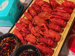 -肥肥虾庄·金牌油焖大虾(汉口城市广场店)