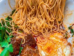 -李与白包子铺(桐梓林店)