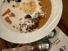 -RUXU入续糖水铺与包(卓悦中心店)