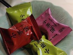 -千百味红餐厅·非遗江西菜(绿地双子塔总店)