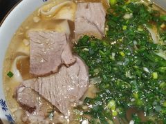 牛肉拉面加牛肉-伊祥·敦煌楼