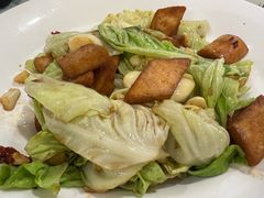 -汗腾格里·风味餐厅(新疆驻京办店)