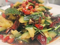 -7号院家宴.烧鸽子(门头沟店)