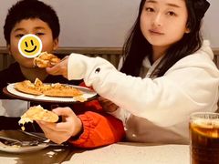 -必胜客(WOW中心城店)