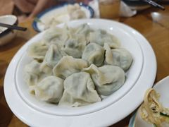 -鹤乡东北菜(崮山路店)