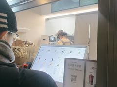 -喜茶(上海淮海中路渔阳里店)