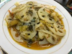 -泸沽肴(泸沽湖大洛水村农村信用社旁店)