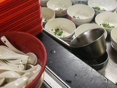 自助调料区-周震馄饨