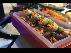 -芸山季·云南野生菌火锅(人民广场来福士店)