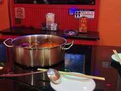 -唯爱KTV聚会餐厅(仙林东城汇店)