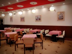 大堂-红宝石·鲜奶小方·海派西点房(南丹店)