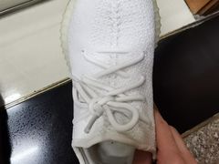 -爱革·奢品·鞋包·衣物·家居(金桥国际商业广场店)