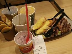 -DQ·蛋糕·冰淇淋(川沙东海岸店)