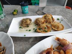 -四川小胡子海鲜(丁村万人海鲜广场店)