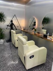 -Tloml salon
