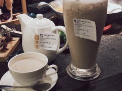 大红袍奶茶-湊湊火锅·茶憩(打浦桥日月光店)