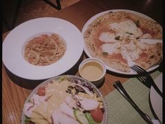 玛格丽塔水牛芝士披萨-摇滚披萨(长春街店)