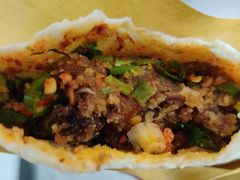 -曾笼笼牛肉饼