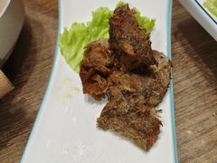 香菜拌熏鱼-郑庄脂渣海鲜楼(九水路店)