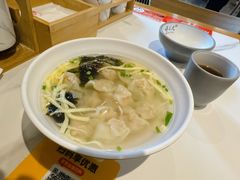 -馋三尺蟹粉小笼(人民广场店)