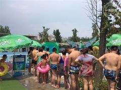 -阿酋湾水上乐园