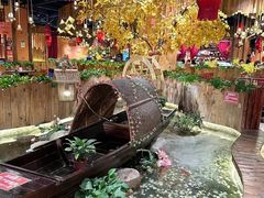 -老滇山寨•云南特色菜•地方菜•民族风情歌舞表演(金碧店)