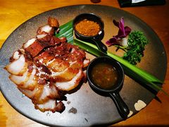 纳西烤山猪-觅山云南菜(泊富ICITY店)