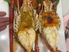 -席娜卡琳火车铁道夜市