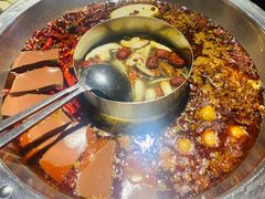 -谭鸭血老火锅(万象九宜城店)