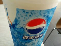 可乐-华莱士·全鸡汉堡(吉祥街店)