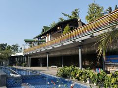 -茅草房·河畔园林火锅