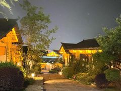 -茅山东方盐湖城景区