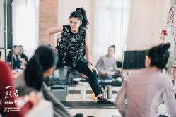 -无界瑜伽普拉提