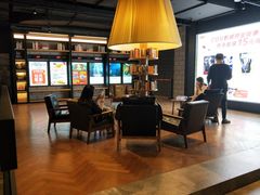 -CGV影城(滨江天街IMAX店)