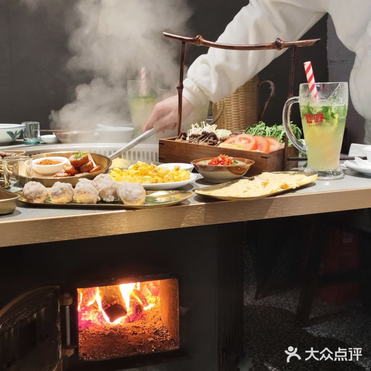 不用去东北也能吃到超好吃的铁锅炖啦[色]下次还来