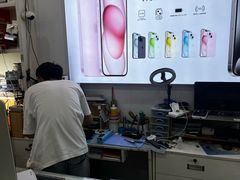 -修卜凡二手严选店·手机维修·回收租赁(川沙地铁站店)