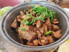 -芳村榕树头叹佬鸡煲(体育西店)