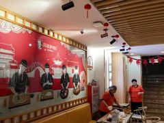 -闫家驴肉老店(华电一校店)