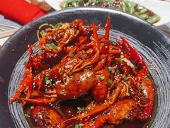 -肥肥虾庄·金牌油焖大虾(东湖欢乐谷店)