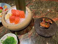 三文鱼腩刺生-炙柒Sekinana·精致料理 烧鸟·铁板烧(海上世界店)