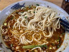 -丁丁猫重庆小面(徐州路店)
